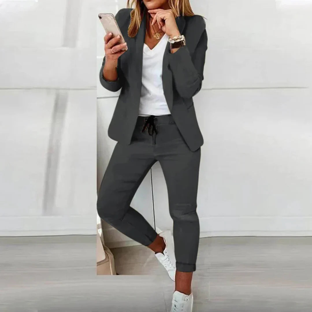 Nomi - Set di giacca e pantaloni di lusso per creare un look unico ed elegante