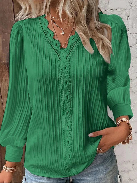 Elegante blusa da donna con scollo a V, collo lungo a buffo e sottili ruches