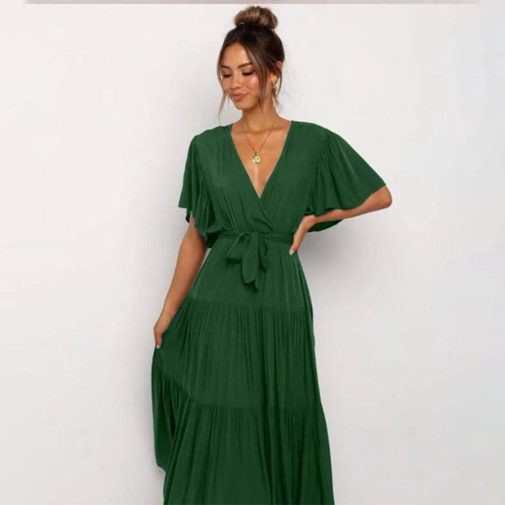 Elegante abito casual nero - la scelta perfetta per un look chic e rilassato
