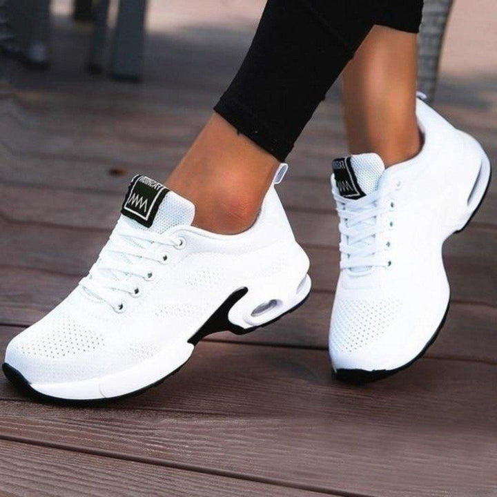 Scarpe da passeggio da donna - Leggere, confortevoli e con imbottitura