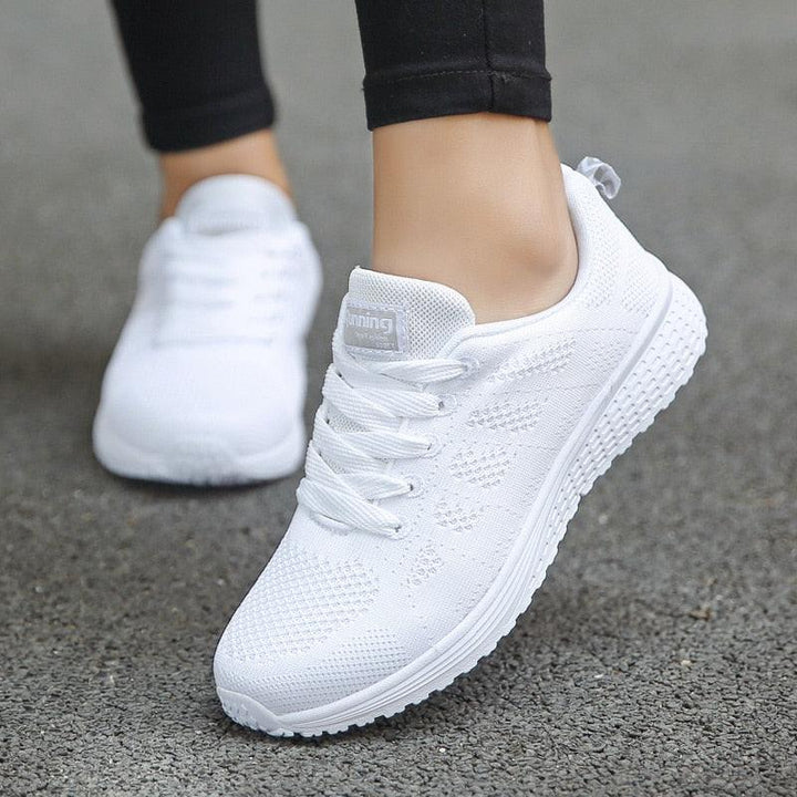 Scarpe da ginnastica casual da donna leggere e alla moda, traspiranti per un comfort che dura tutto il giorno.