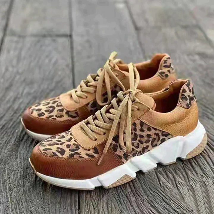 Tênis Feminino Confortável com Estampa Animal e Palmilha Macia