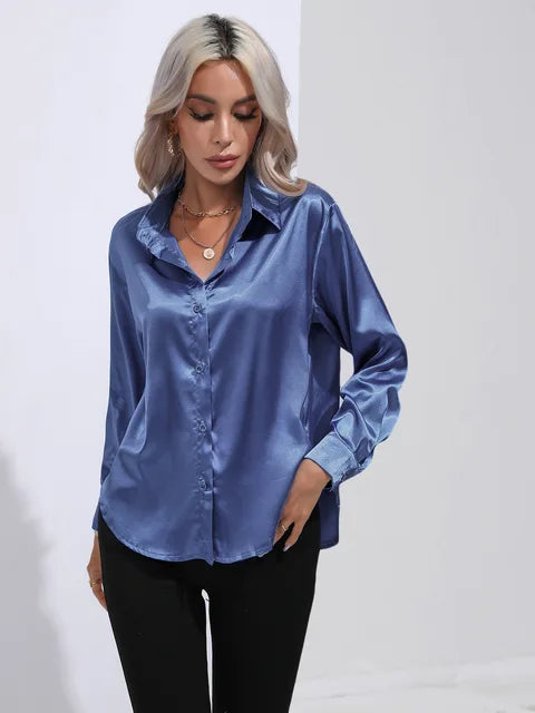 Elegante abito da donna a maniche lunghe dal taglio elegante