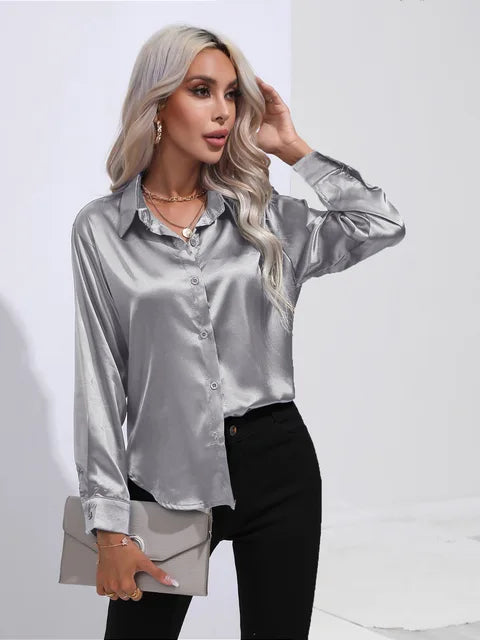 Elegante abito da donna a maniche lunghe dal taglio elegante