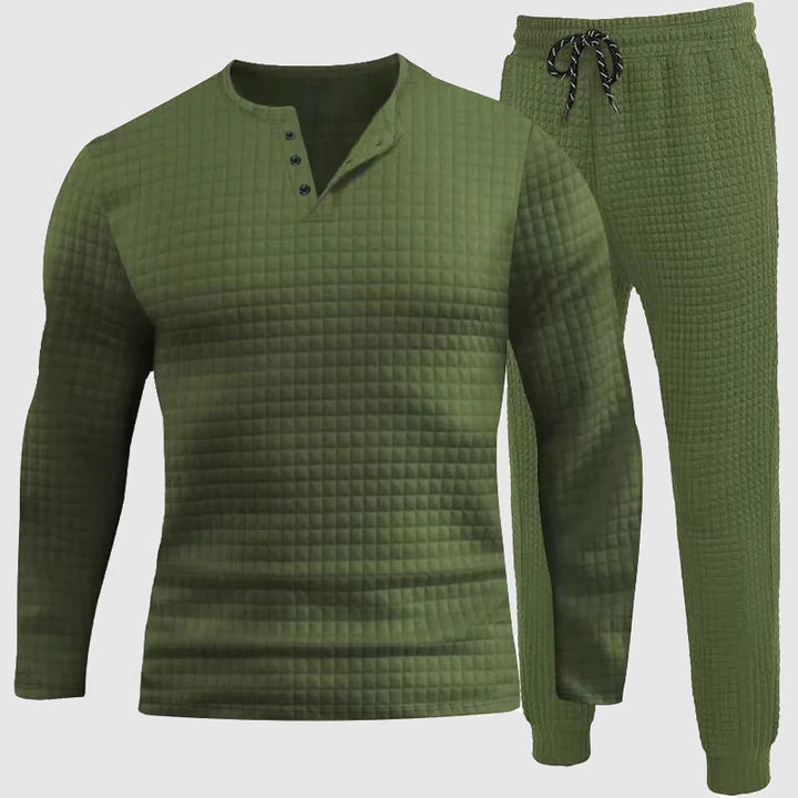 Set completo da uomo con maniche lunghe e pantaloni corti per il massimo comfort di vestibilità