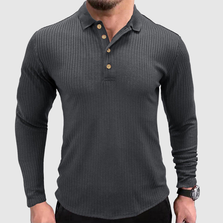 Elegante polo da uomo a maniche lunghe con un classico motivo a tinta unita