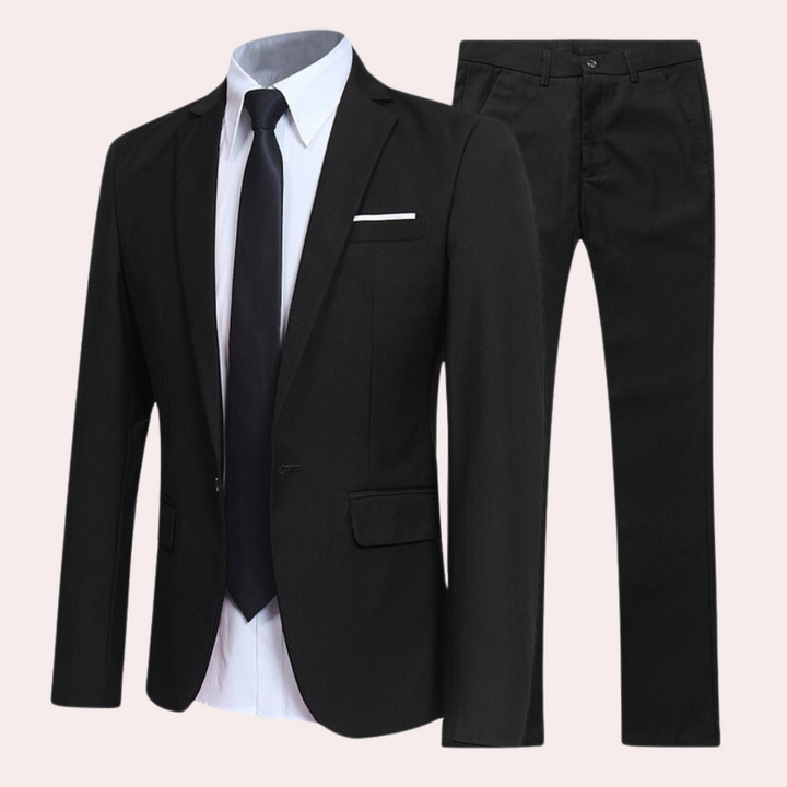 Abito da uomo Lucas: eleganza e stile per ogni occasione!