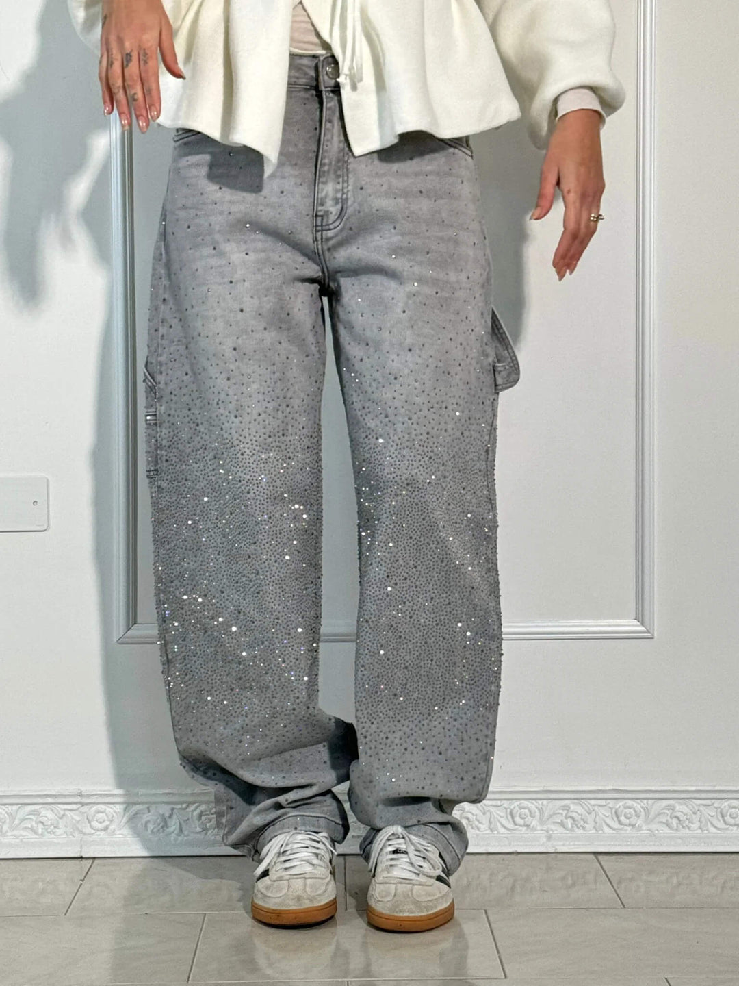 Jeans eleganti da donna a gamba larga con dettagli screziati - stile comodo e alla moda