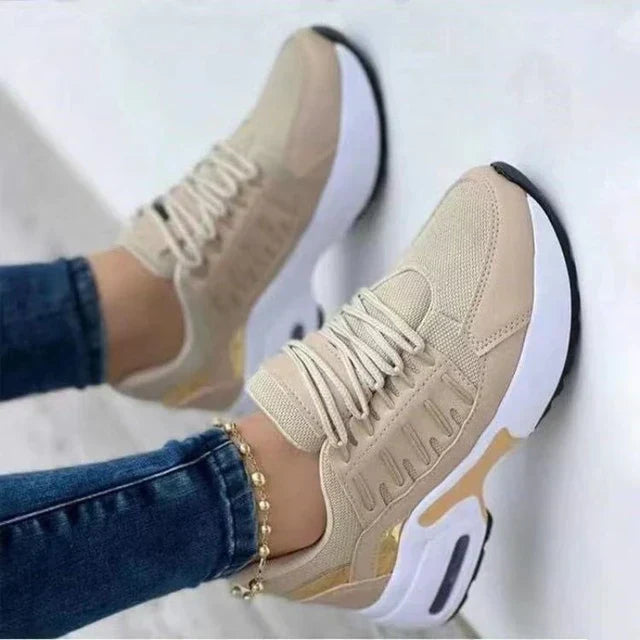 Sneakers da donna con lacci, leggere e ariose - calzature comode per tutti i giorni