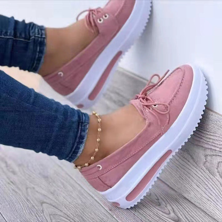 Scarpe con plateau da donna con lacci e suola morbida - stile e comfort per tutti i giorni