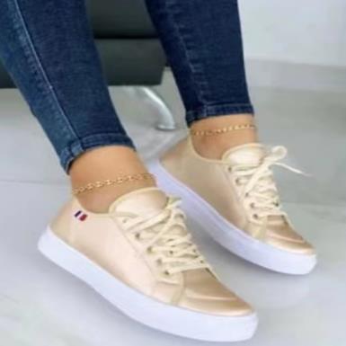 Scarpe casual da donna con chiusura a strappo, rivestimento in legno e finiture lucide - Comfort per tutto il giorno