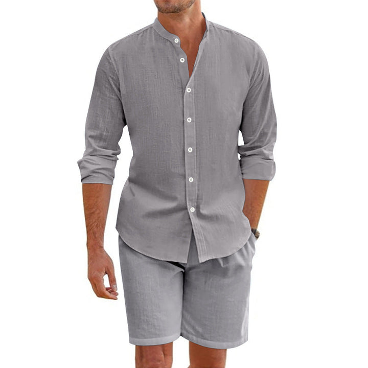 Completo casual a due pezzi per uomo in misto lino - camicie con stivali e pantaloncini corti per un look rilassato
