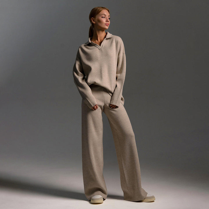 Esclusivo set di maglia invernale con elegante dolcevita e comodi pantaloni a gamba larga