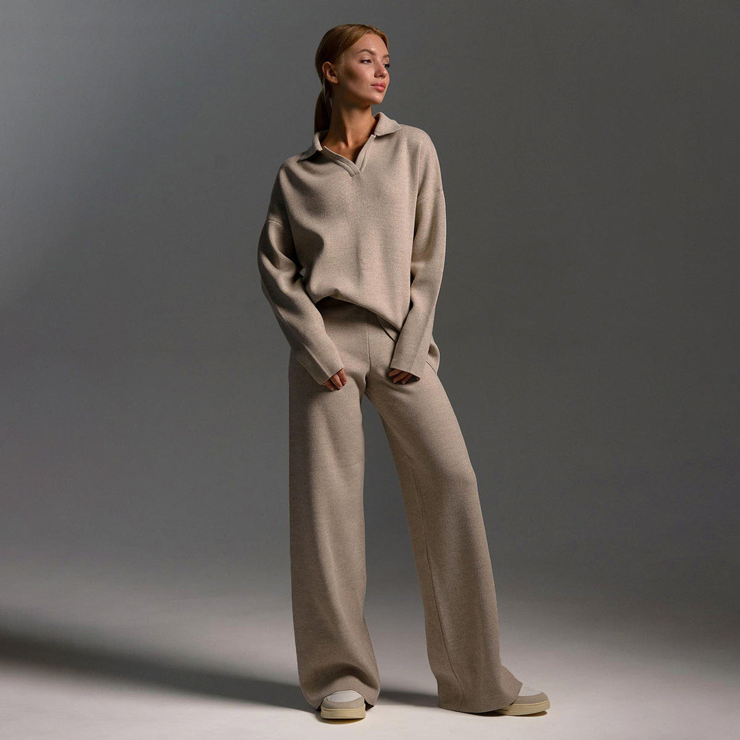 Esclusivo set di maglia invernale con elegante dolcevita e comodi pantaloni a gamba larga
