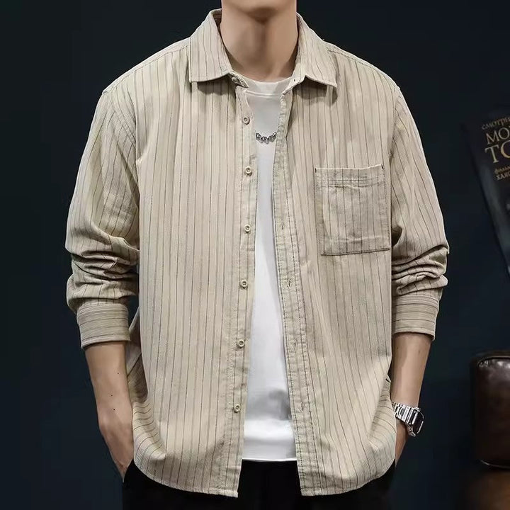 Camisa di manga lunga per uomo con corte relajado e disegno a raggi - Trasportabile e perfetta per uno stile casual e comodo