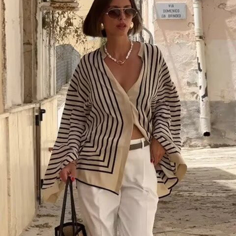 Elegante blusa da donna oversize in cotone spesso con righe di tendenza e polsini lunghi