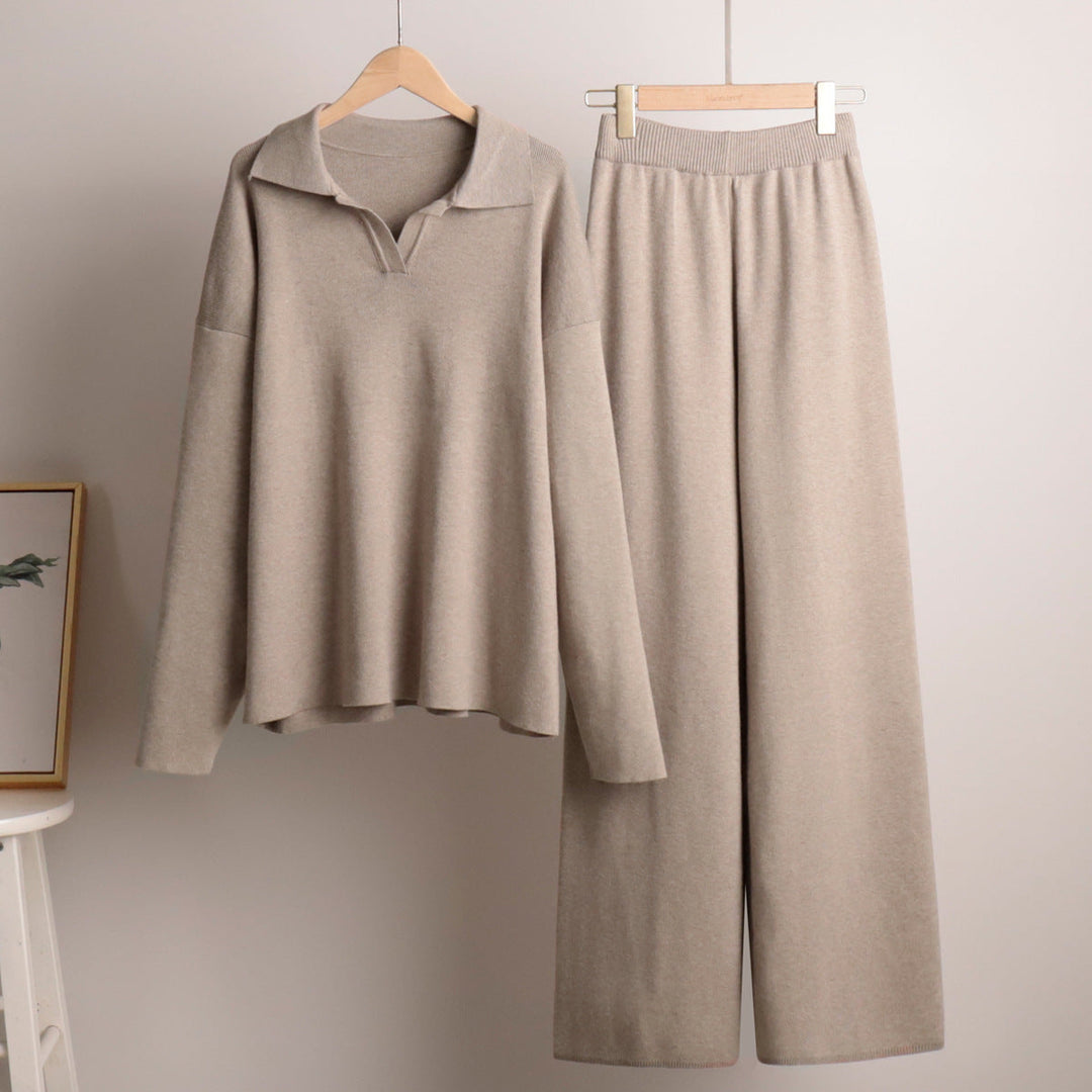 Esclusivo set di maglia invernale con elegante dolcevita e comodi pantaloni a gamba larga