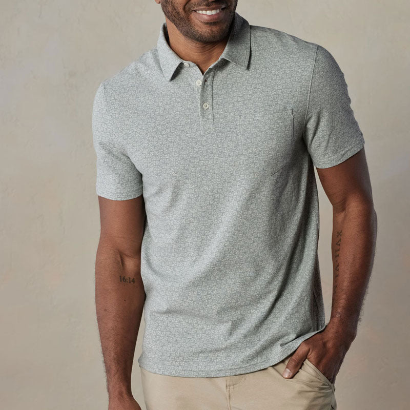 Elegante polo da uomo in cotone Coupe Classique con maniche corte e pratico taschino sul petto
