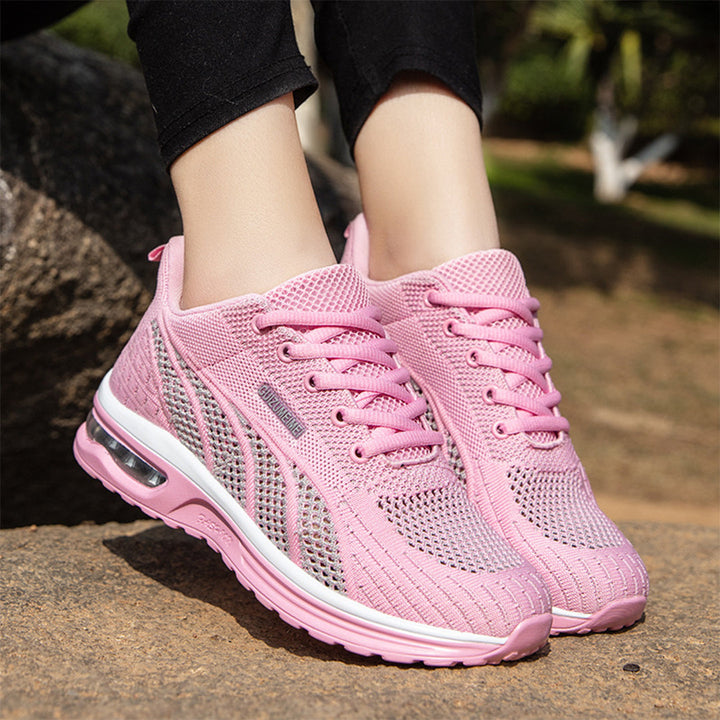 Fate un'entrata di grande effetto con le scarpe da ginnastica da donna dotate di mesh traspirante, lacci eleganti, una comoda suola con cerniera e un'innovativa ammortizzazione ad aria.