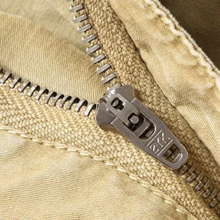 Pantaloni cargo tattici da uomo resistenti e confortevoli, con numerose tasche e funzioni di stoccaggio.