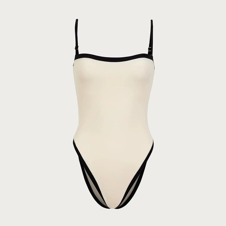 Bikini a fascia alla moda - abbigliamento da spiaggia elegante e unico