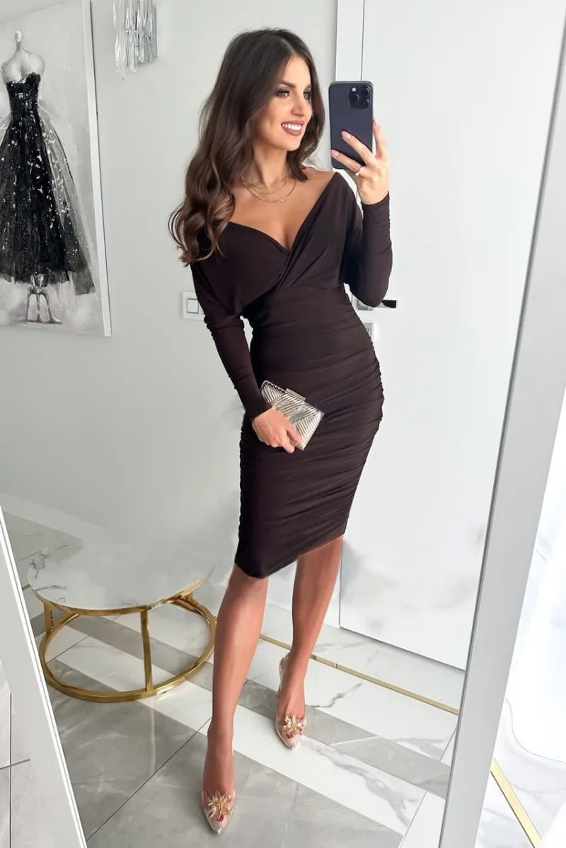 Robe Femme Élégante Style Bodycon - Spalle scoperte, manici lunghi, taglio e tendenza per una serata sofisticata