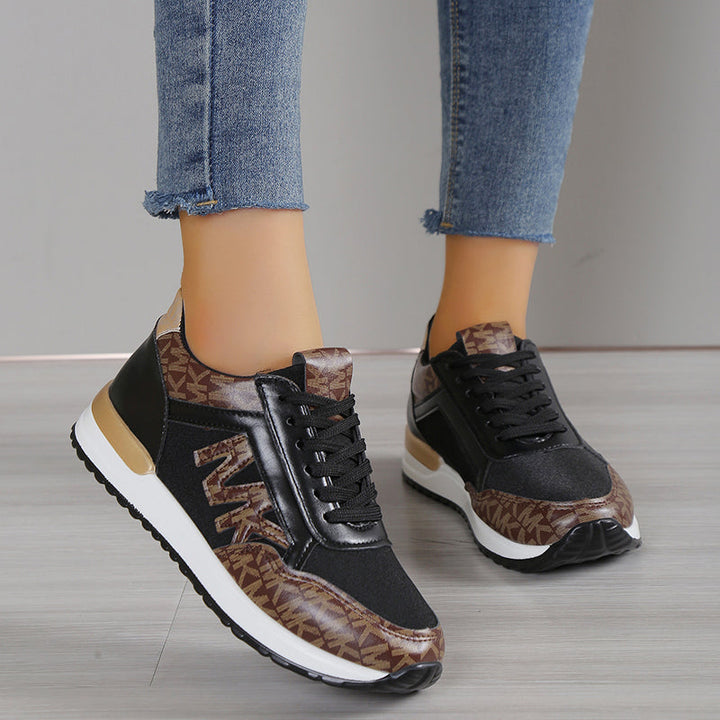 Baskets pour femmes Débarde en mesh basse avec semelle rembourrée - Confort e stile sportivo