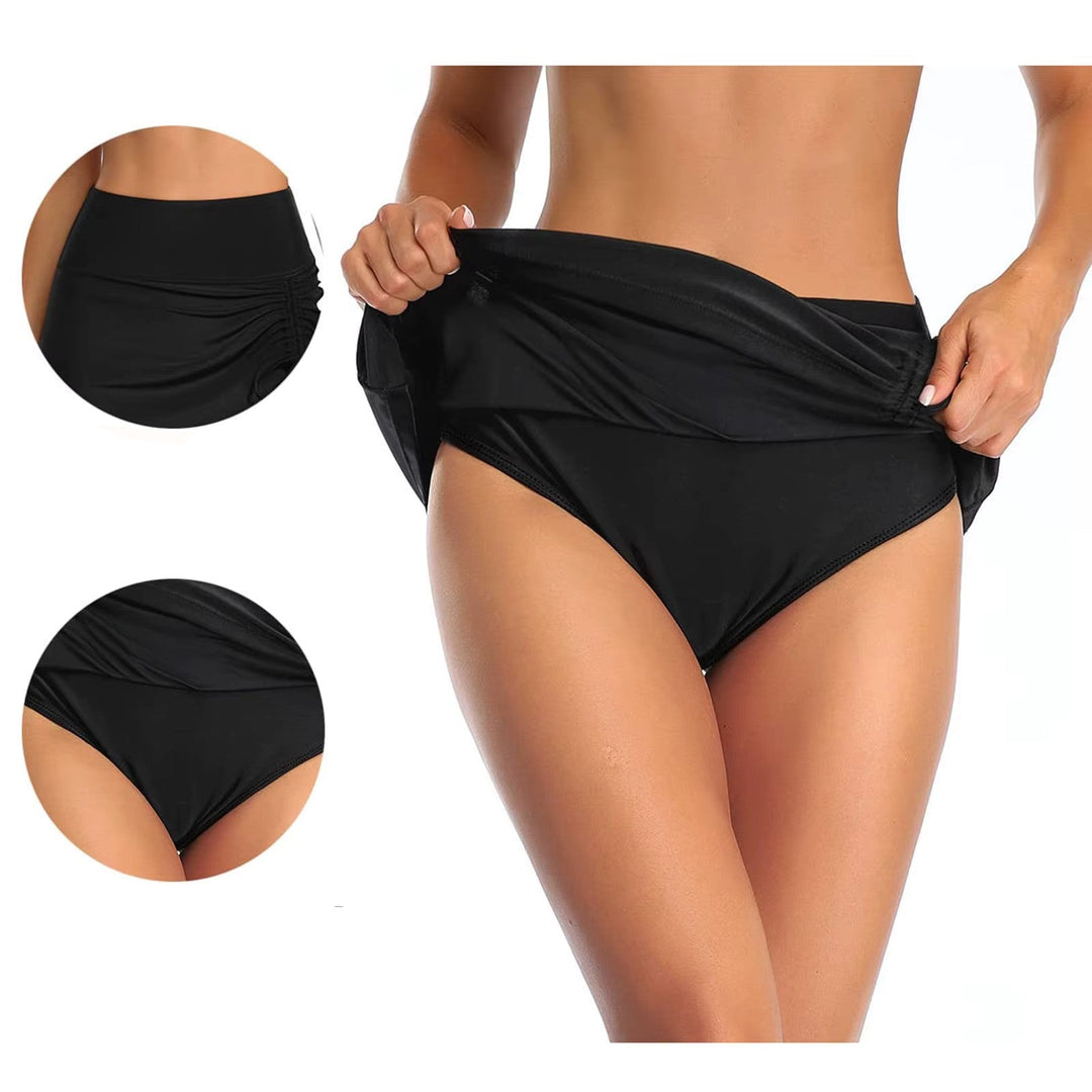 Pantaloncini da bagno da donna ALINA - costumi da bagno comodi e alla moda per la spiaggia