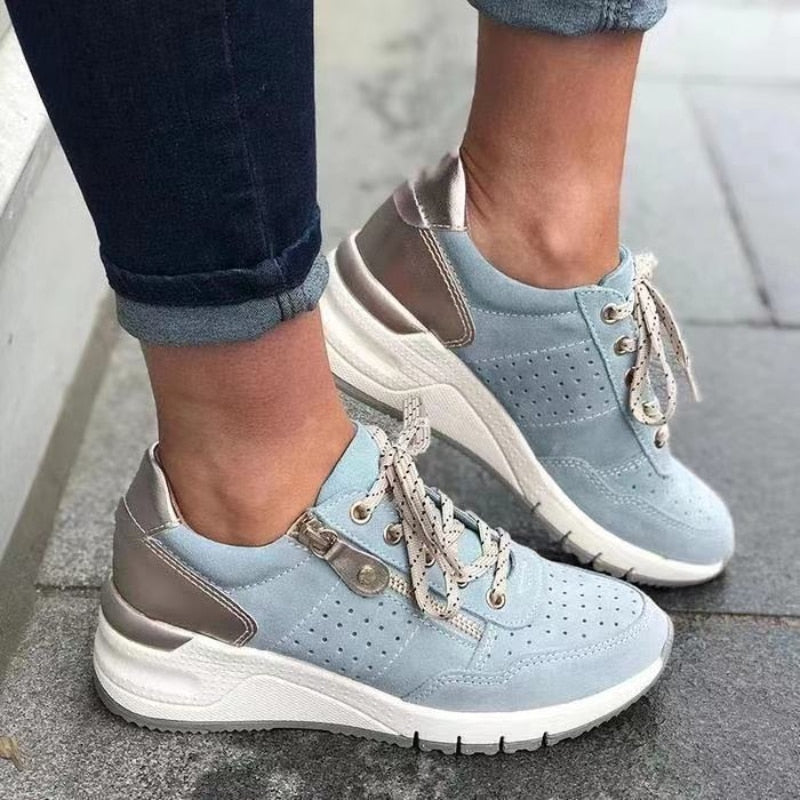 Scarpe da ginnastica eleganti e traspiranti per le donne