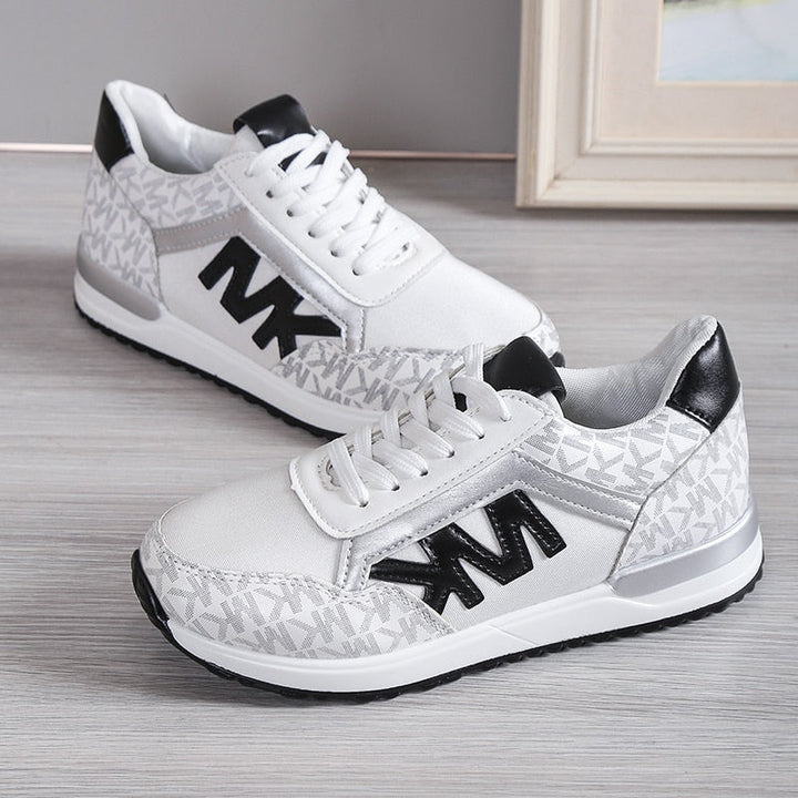 Baskets pour femmes Débarde en mesh basse avec semelle rembourrée - Confort e stile sportivo