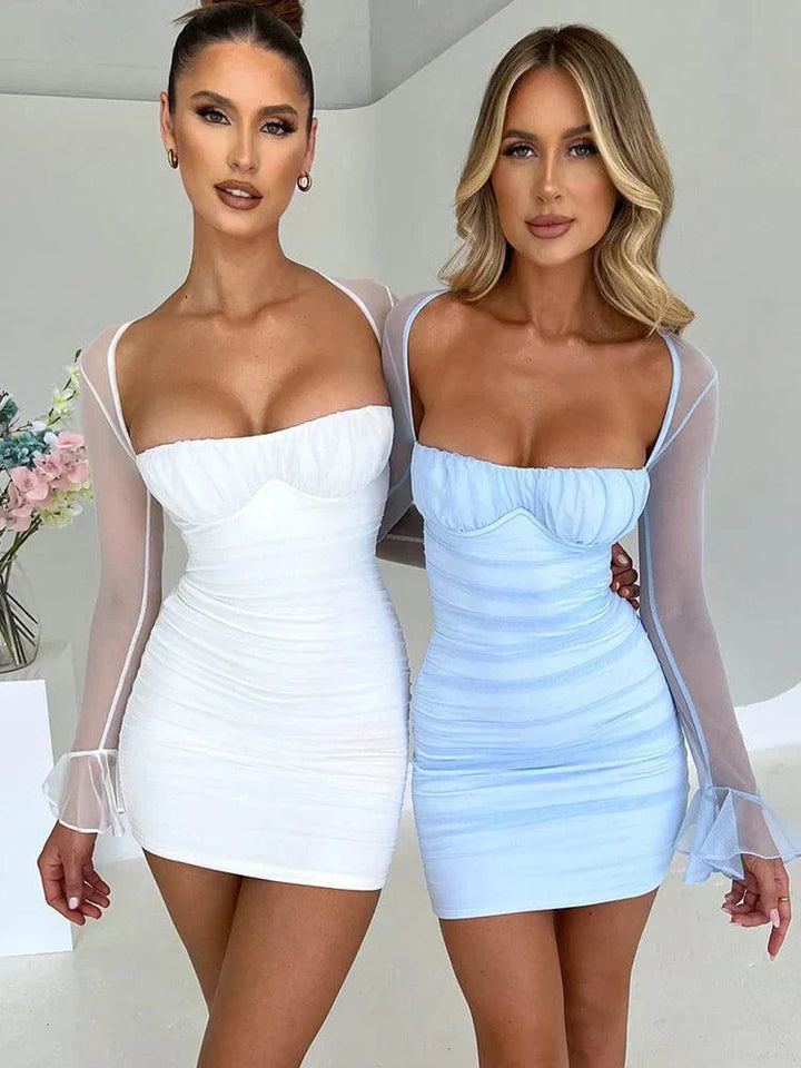 Elegante tunica da donna con collo alto ed eleganti polsini lunghi