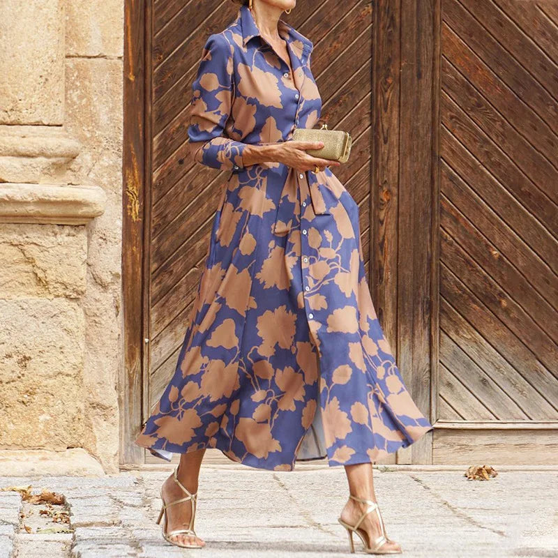 Elegante abito camicia da donna con maniche lunghe, grazioso motivo floreale e cintura regolabile in vita