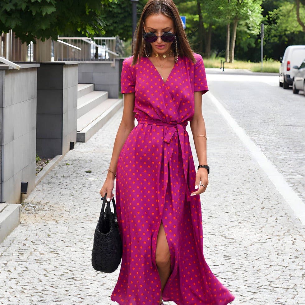 Elegante accappatoio da donna senza polsini con elegante colletto a V