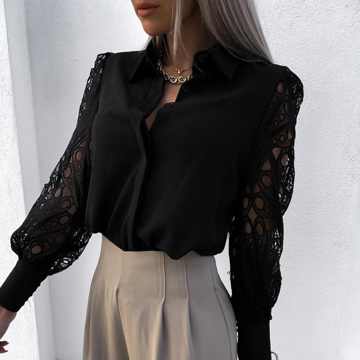 Elegante blusa da donna con maniche lunghe, accattivante scollatura profonda e dettaglio con bottoni - eleganza senza tempo