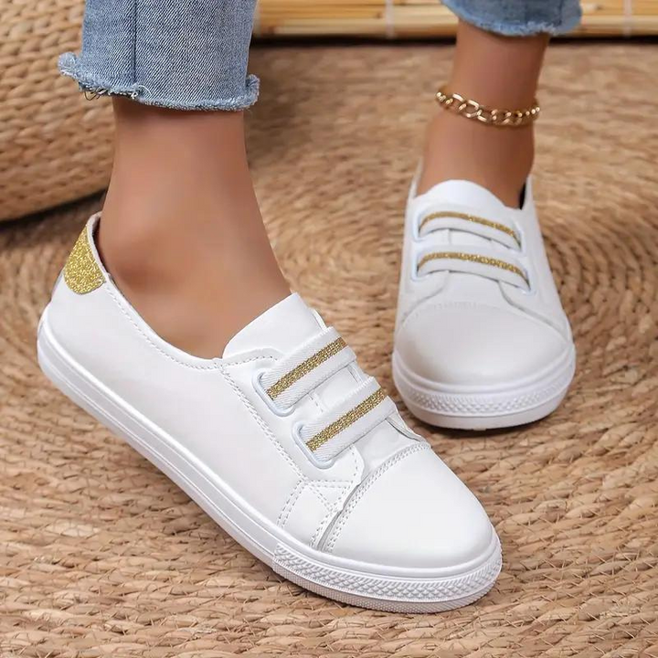 Scarpe slip-on da donna con soletta flessibile, vistosa suola rossa e comoda soletta in legno
