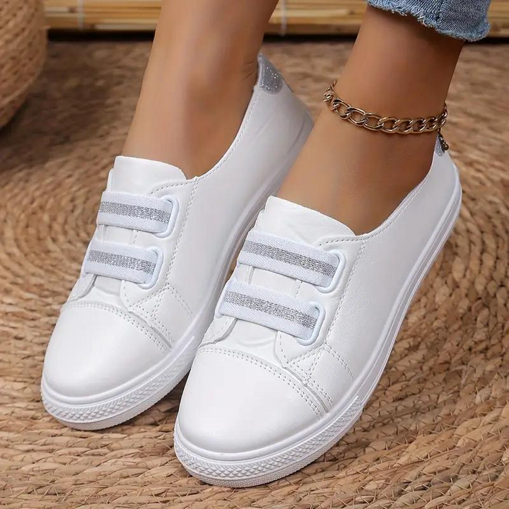 Scarpe slip-on da donna con soletta flessibile, vistosa suola rossa e comoda soletta in legno