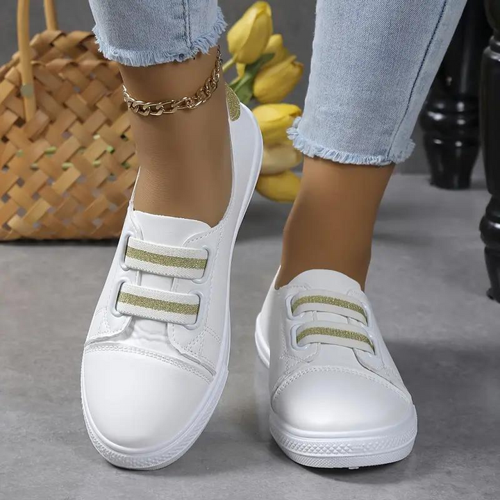 Scarpe slip-on da donna con soletta flessibile, vistosa suola rossa e comoda soletta in legno
