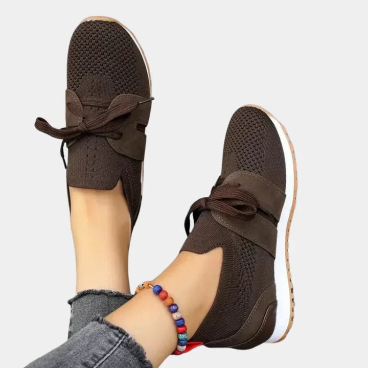 Sneakers da donna Elara alla moda: le calzature primaverili perfette per un look elegante