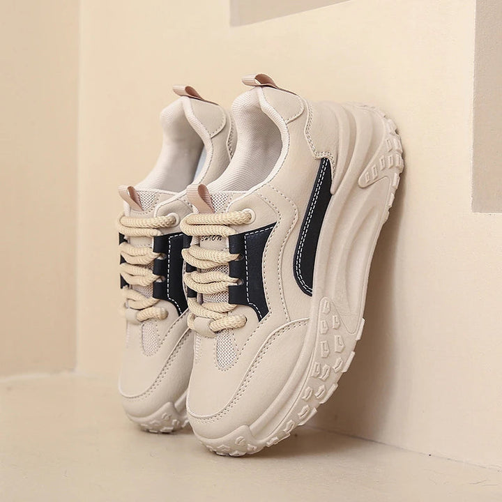 Comode scarpe da ginnastica da donna con suola resistente di Solado Grosso - ideali per l'uso quotidiano