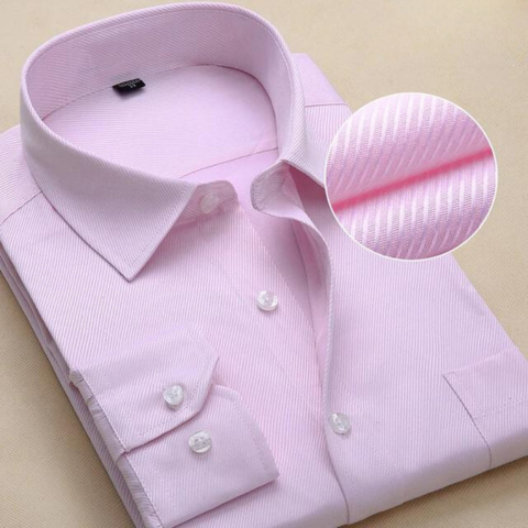 T-shirt a maniche lunghe da uomo elegante e raffinata per l'uomo moderno