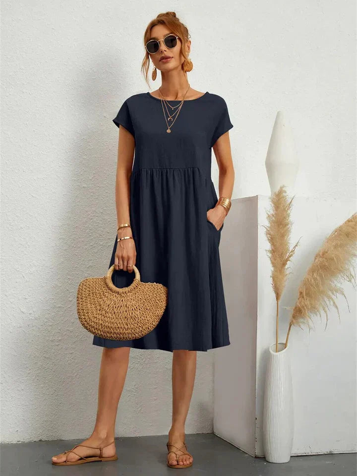 Elegante vestaglia da donna al ginocchio con scollo a punta e colletto elegante