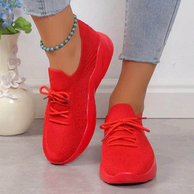 Le eleganti instapsneakers da donna sono dotate di un'ottima suola, di una suola morbida e flessibile per un maggiore comfort di movimento.