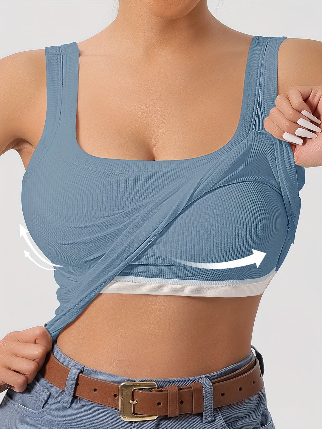 Top corto di manga lungo con nervature e sopratesta integrato ideale per la donna