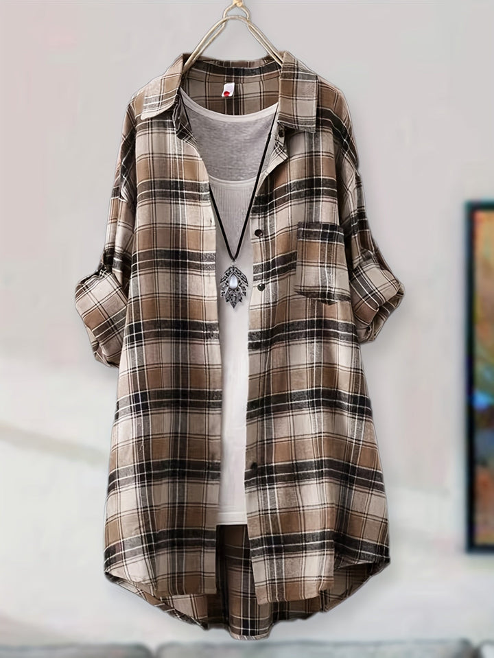 Elegante T-shirt lunga da donna con vistosi tagli sul petto