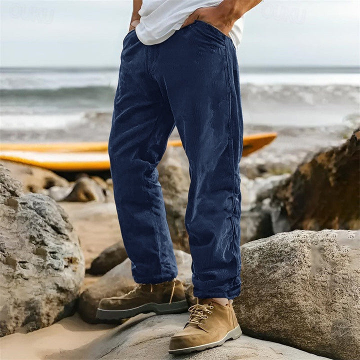 Pantaloni eleganti da uomo in spugna, dal taglio classico, che garantiscono un ottimo look