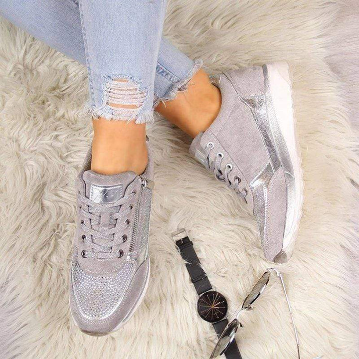 Comode scarpe ortopediche da donna che offrono un sostegno e un comfort ottimali per i vostri piedi.