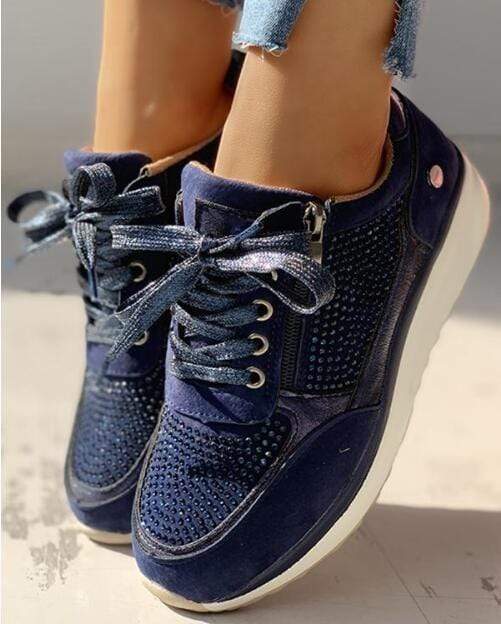 Comode scarpe ortopediche da donna che offrono un sostegno e un comfort ottimali per i vostri piedi.