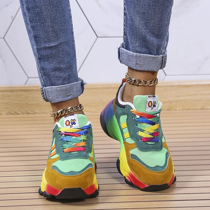 Scarpe da ginnastica da donna colorate con suola resistente - stile audace e confortevole per l'abbigliamento quotidiano