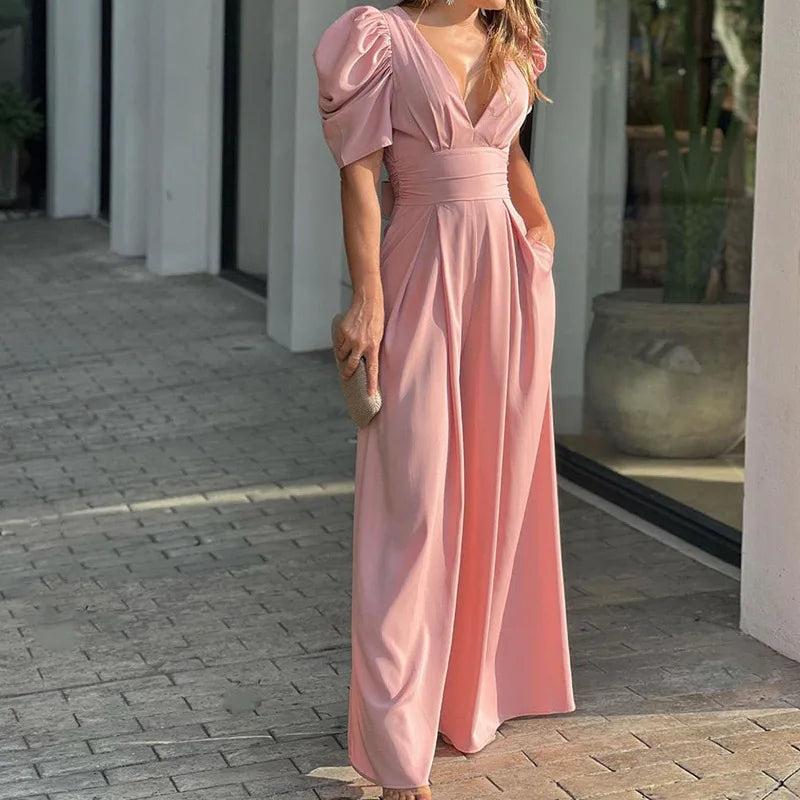 Elegante tuta in chiffon con un grazioso fiocco