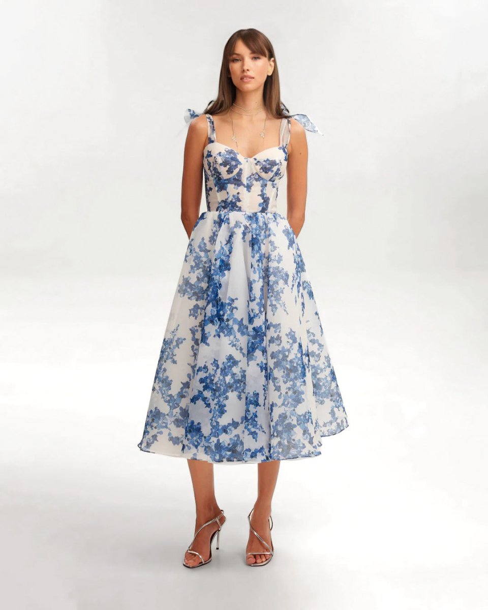 Elegante abito midi blu da donna - un accessorio di stile per ogni occasione